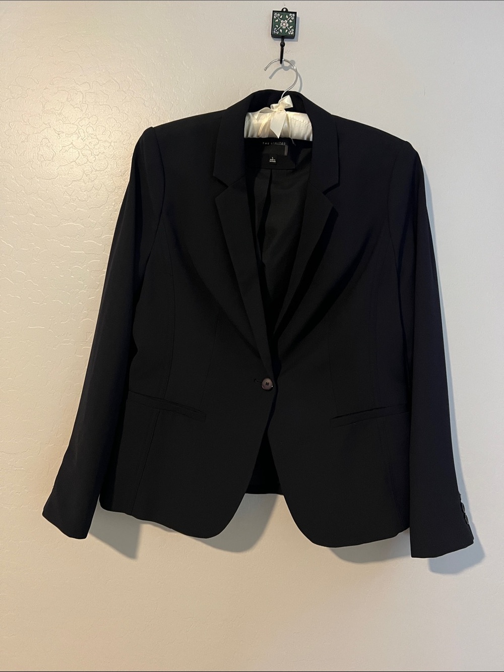 The Limited Black Single-Button Women's Blazer
